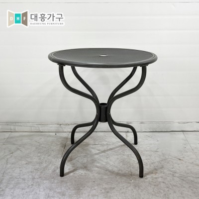 중고철재테이블 650x705-1EA