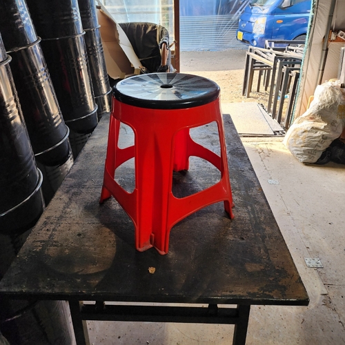 중고 사출의자(레드)-75EA